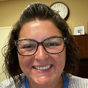 Meet your Posher, Julie